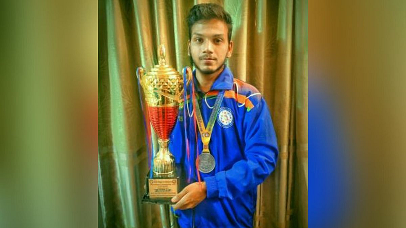 Kadale won four gold and one silver medal in the National Championship