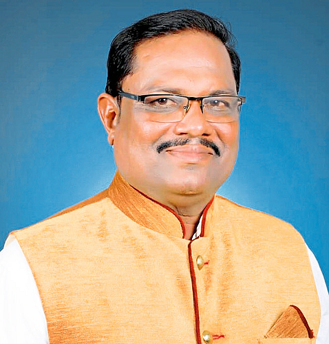 शिक्षक बँकेच्या अध्यक्षपदी अर्जुन पाटील