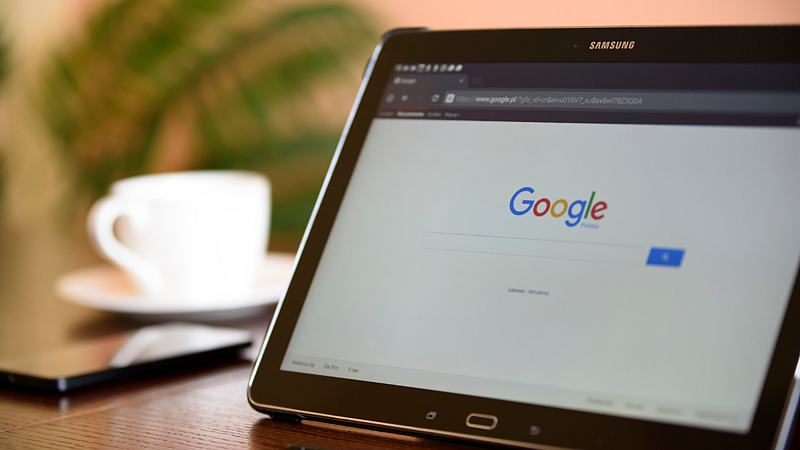 these google Travel Tips will make your next trip more easier check details here