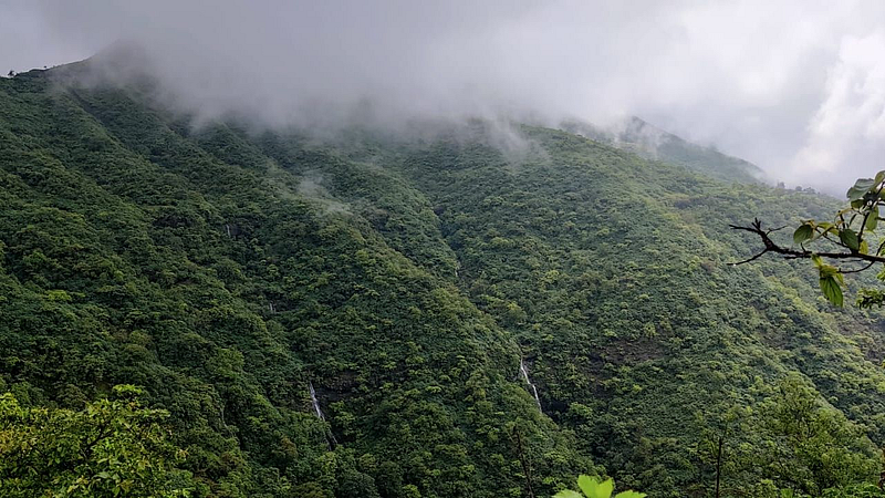 Restrictions on Tourism Relaxed in Pune District administration appeals to citizens to take precautions