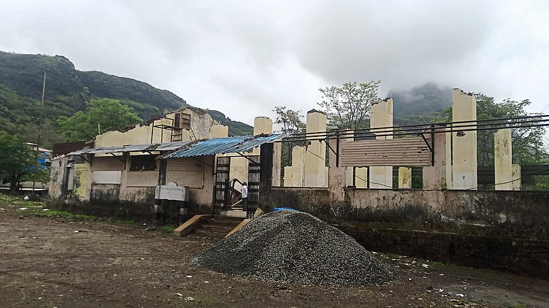 पाचाड धर्मशाळेचे काम निकृष्ट