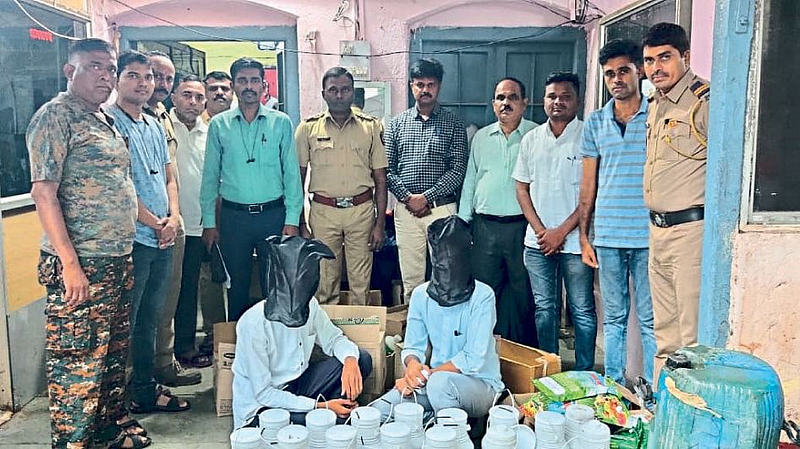 Yavatmal fake fertilizer and pesticide dealer arrested