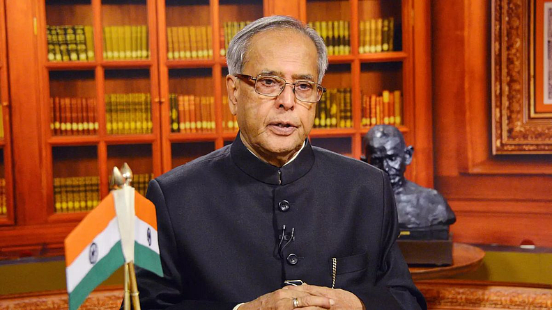 २०१२ - प्रणव मुखर्जींच्या वेळीही हेच झालं. एनडीएमध्ये असूनही शिवसेनेने युपीएच्या उमेदवाराला मत दिलं.