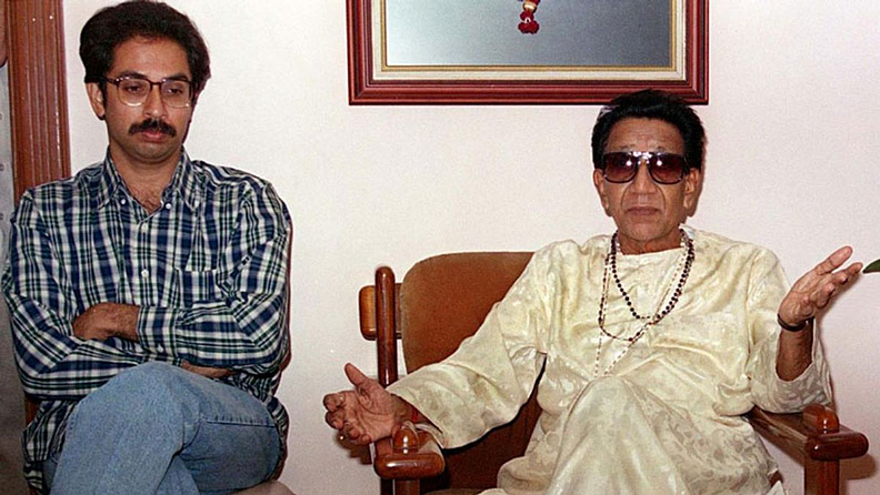 राज्यात शिवसेनेचा विस्तार करण्यासाठी उद्धव ठाकरेंनी महत्त्वपूर्ण भूमिका बजावली.