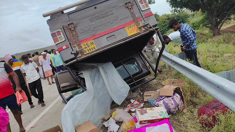 Sangli Road Accident
