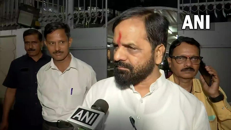 crime news Shinde group shiv sena leader Bharatshet Gogawales son threatened to die