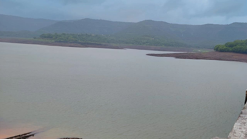 Khadakwasla dam water storage