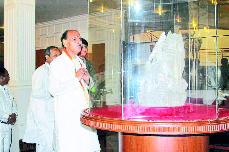 विश्व जागृती मिशनचे सुधांशू महाराज.