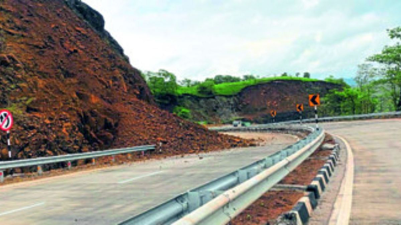 Identify the signs of nature; Avoid the risk of landslide