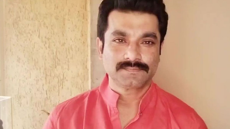 Santosh Juvekar emotional Post About Shahrukh Khan