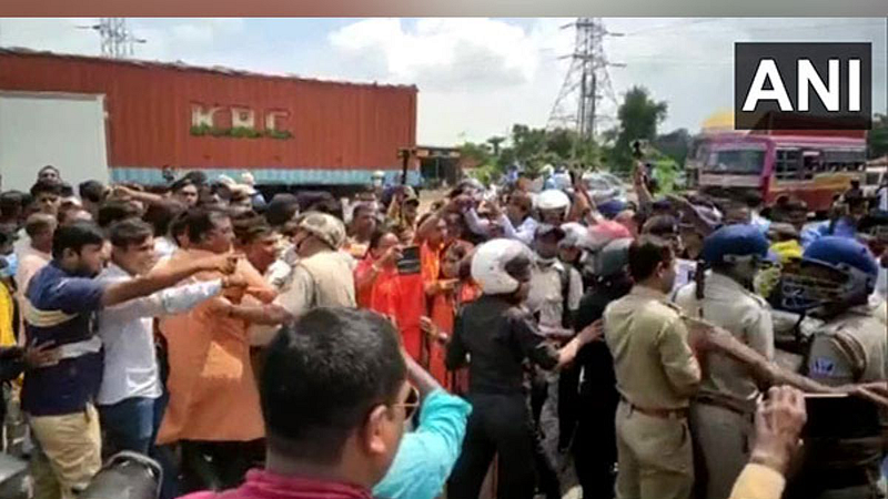 West Bengal: मतदानादरम्यान संघर्ष, भाजप आमदाराने टीएमसी कार्यकर्त्यांवर हल्ला केल्याचा आरोप