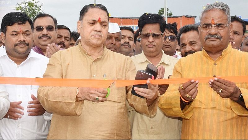 Dilip Valse Patil and Shivajirao Adhalrao Patil
