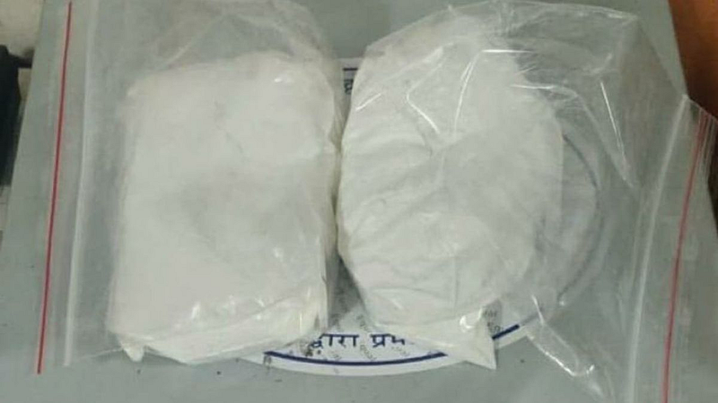 Mumbai CSMI Airport seized 500gms Cocaine Drugs worth Rupees 5 Crores by Customs Ethiopian lady Arrested