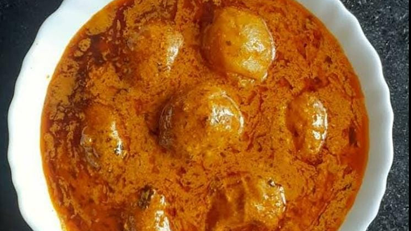 Dum Aloo Curry Recipe