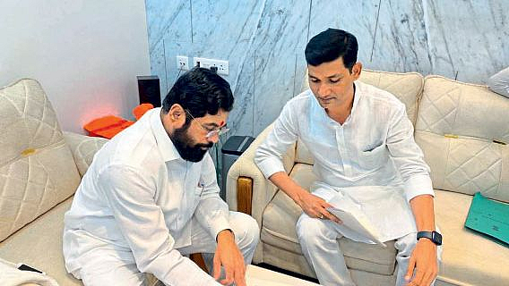 Give bonus of seven hundred rupees to farmers Narendra Bhondekar demand to CM Eknath Shinde
