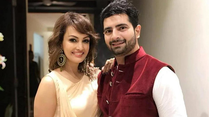 Karan mehra And Nisha Rawal divorce should be live on Tv,fans demand. designer rohit verma revealed big secret about nisha and karan marriage.