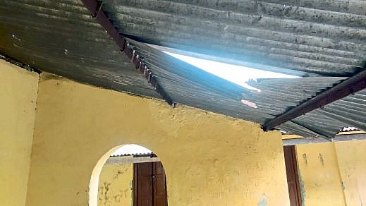 Akola zilla parishad school building construction damage