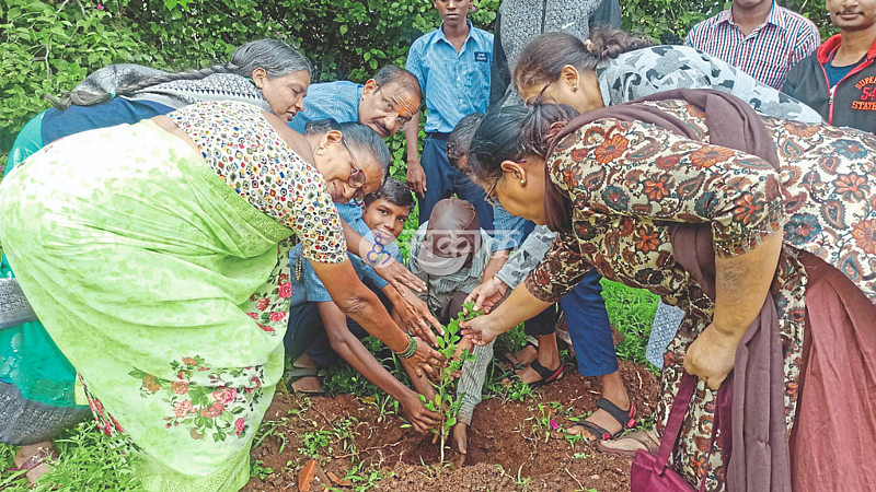 Friendship Day 2022 Social service organization started seven Jigri friends of Kolhapur