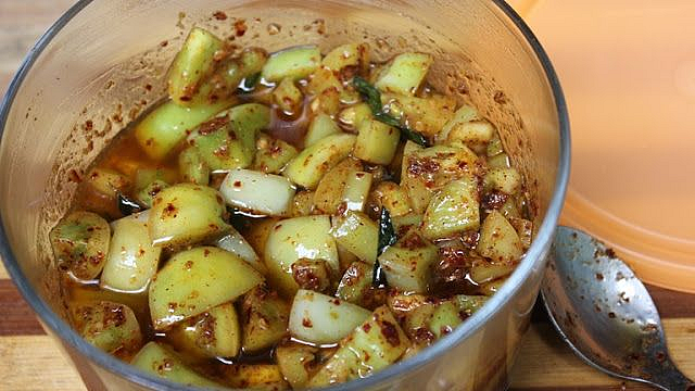 Green Tomato Instant Pickle Recipe
