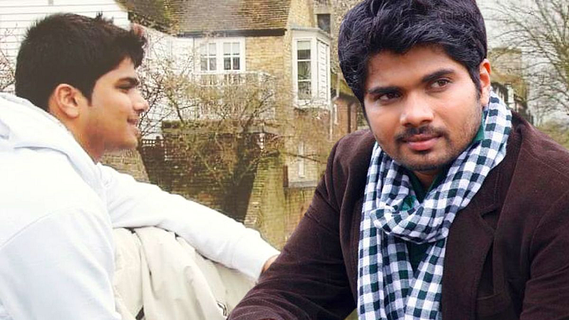 actor hemant dhome shared post about his experience in England when he completed his degree