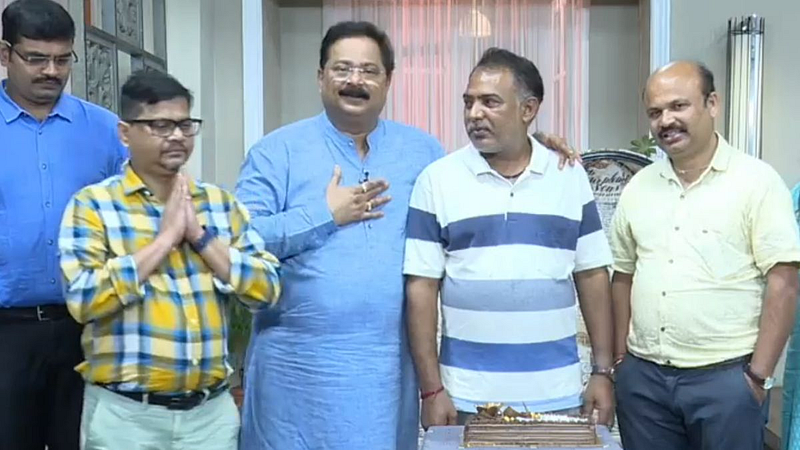 adesh bandekar shared emotions on accasion of his home minister show complete 18 years