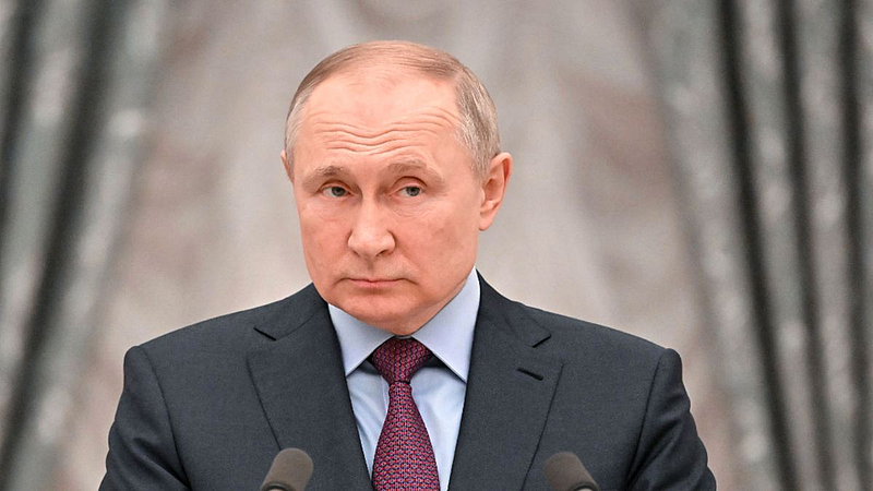 Russia : रशियात सैन्य तैनात करण्याचे पुतिन यांचे आदेश; पाश्चात्य देशांनाही दिला इशारा