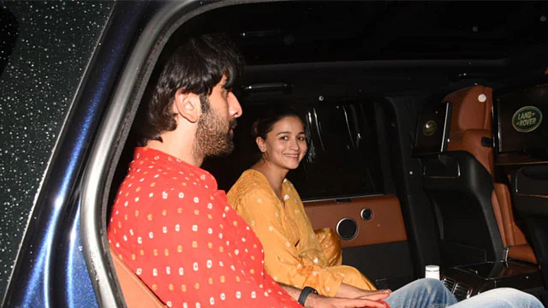 Ranbir, Alia Leave Dubbing Studio Post Midnight, Fans Hope Brahmastra's Hardwork Pays Off