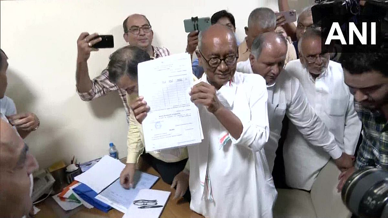 Congress President Election : अध्यक्षपदाच्या शर्यतीत आता दिग्विजय सिंह; उद्या उमेदवारी दाखल करणार!