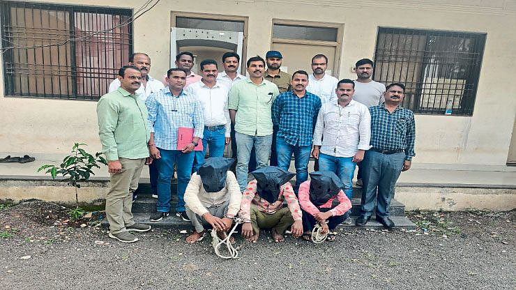 Aurangabad showroom vehicle theft thief gang arrested police