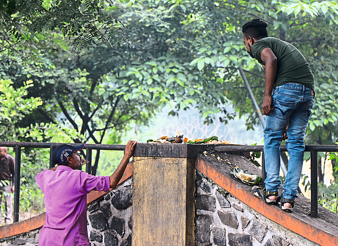 Ramkund Tapovan are getting crowded for kakasparsha