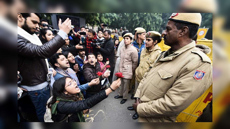 Ganpati Visarjan 2022 Rose flowers to police protest against unrestricted procession pune