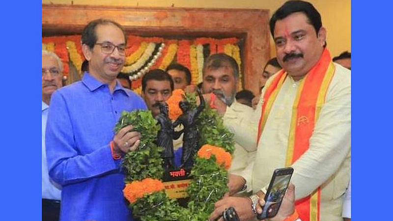 वाकड : चालत्या कारने अचनाक घेतला पेट