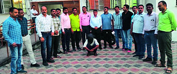 Crime Branch team with the arrested suspect.
