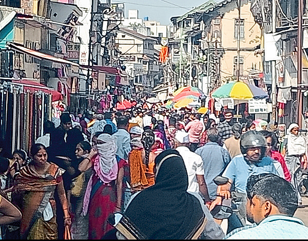 Market Crowd After Diwali For Shopping