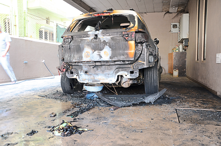 On Friday around 3.30 am in Ganapatinagar damage caused due to cars being set on fire.