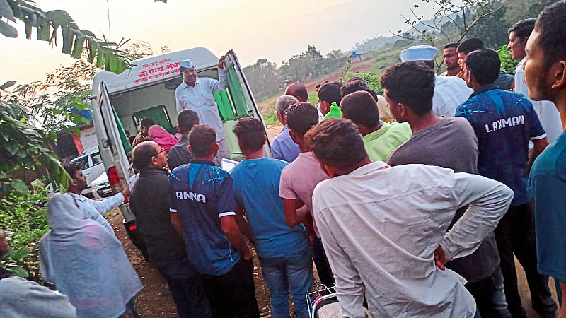 MLA Hiraman Khoskar sending serious patients to the district hospital.
