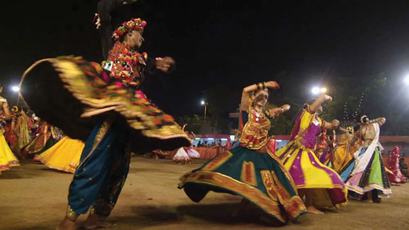 man dies at hospital after dancing garba event father dies of mental shock in virar
