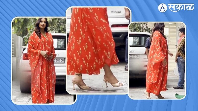 Bipasha Basu high heels