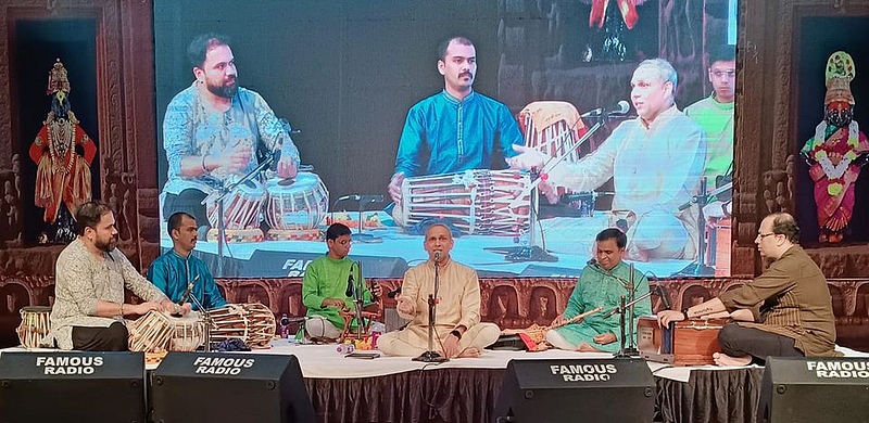 Latur vocal concert
