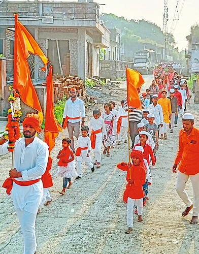 दुर्गामाता दौडमधील जयघोषाने
कडूस परिसर दुमदुमतोय