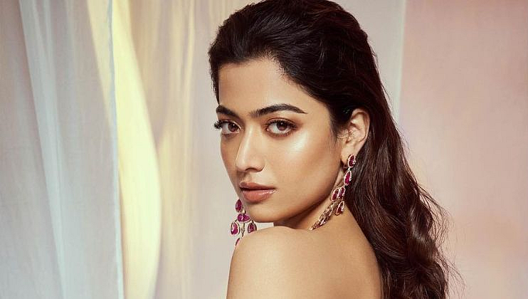 Fan surprise to golden girl Rashmika Mandana