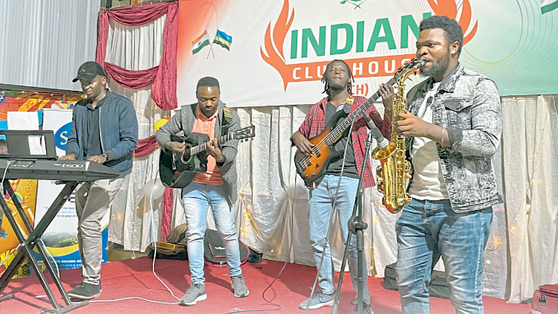 Ravanda band