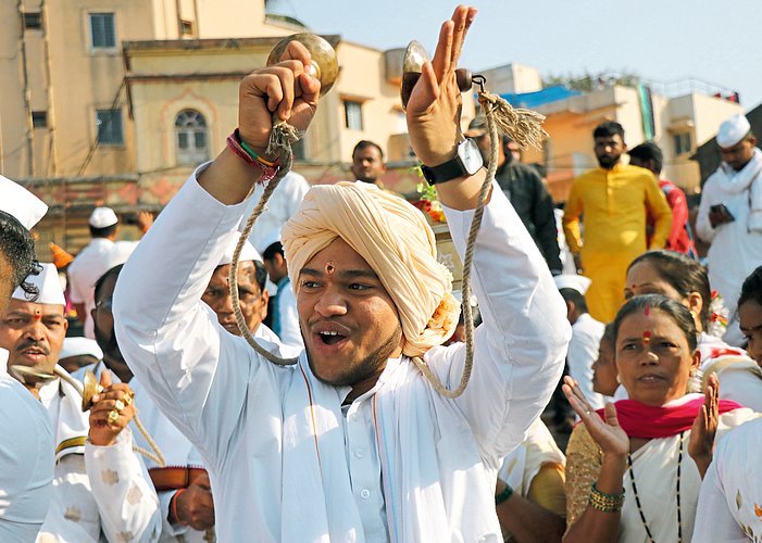 अलंकापुरीत उसळला वैष्णवांचा महासागर (फोटो फिचर)