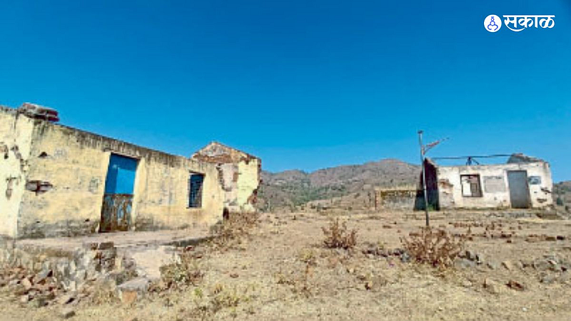 Pune Satpura school Construction damage