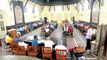 कोल्हापूर : केसरकर यांच्या राजीनाम्यासाठी एक लाख ई-मेल