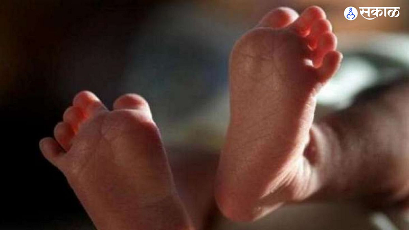 Ambernath A 6 month old baby died of a fish stuck in his throat