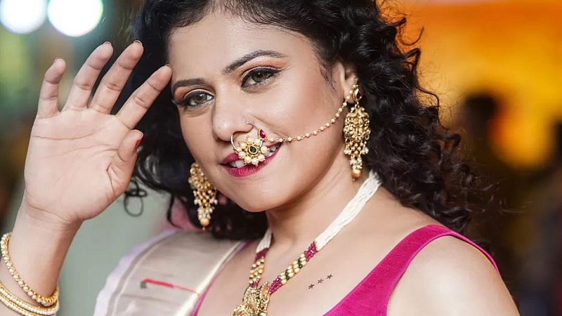actress Ashvini Mahangade shared post on her mother tikali and bindi controversy
