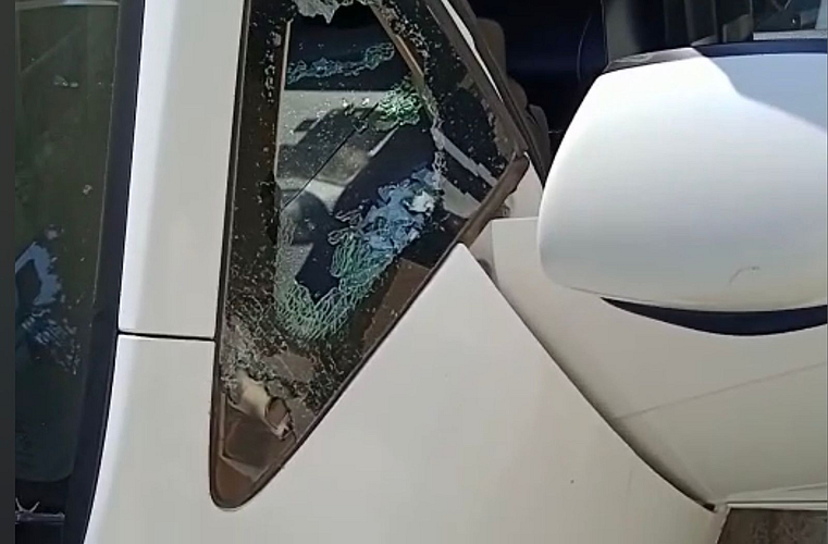 Golf club was stolen instead of a car window being broken