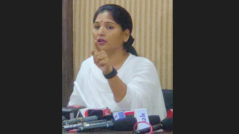 Karuna Munde