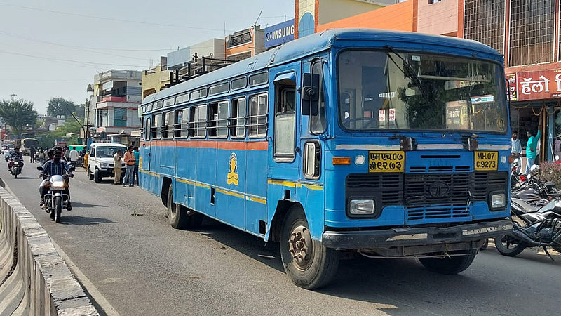 ST Bus